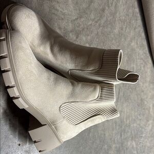 Sincerely Jules Cream Ankle Boots with Elastic Panels